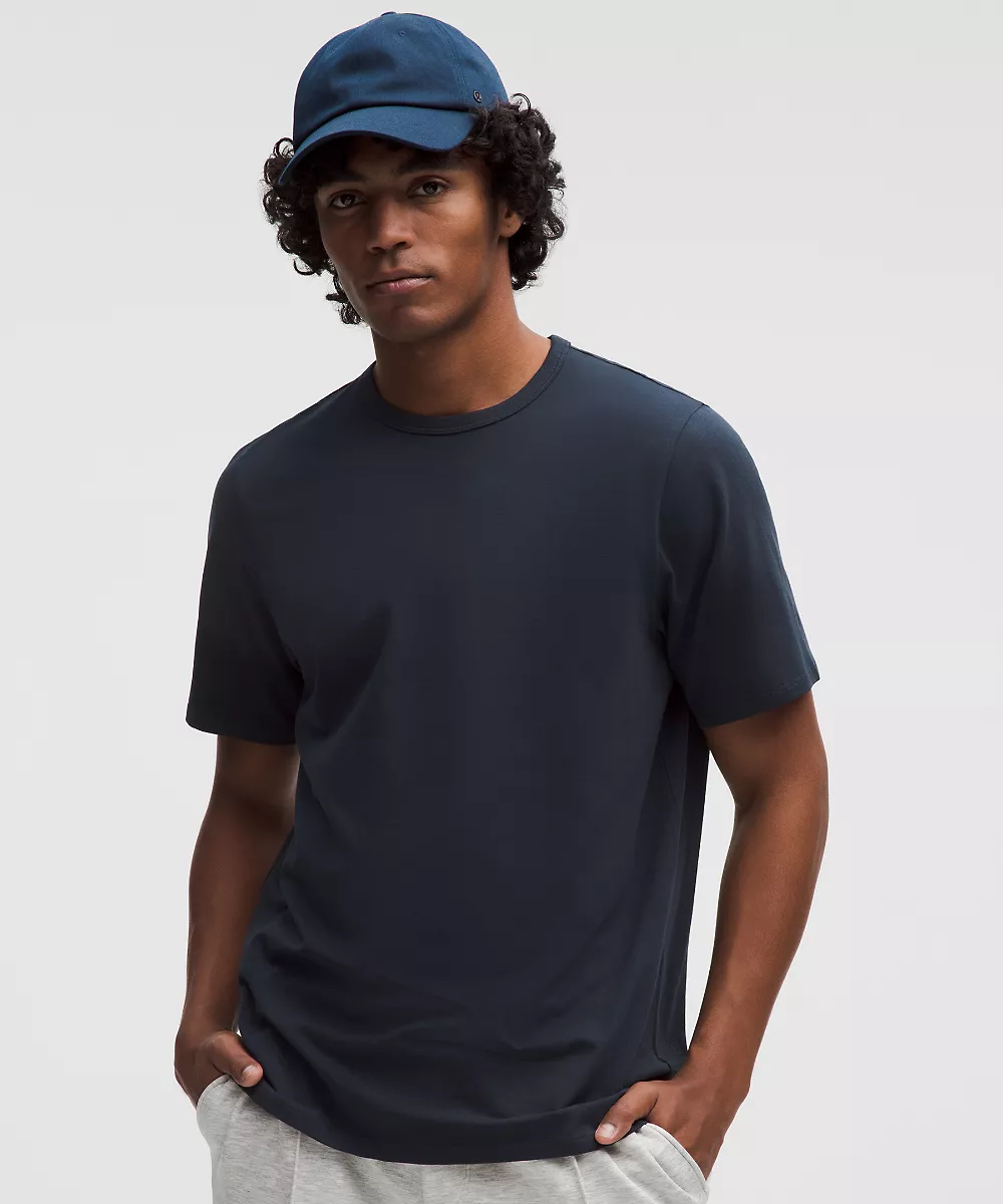T-shirt en coton biologique coupe classique — True Navy, view 1