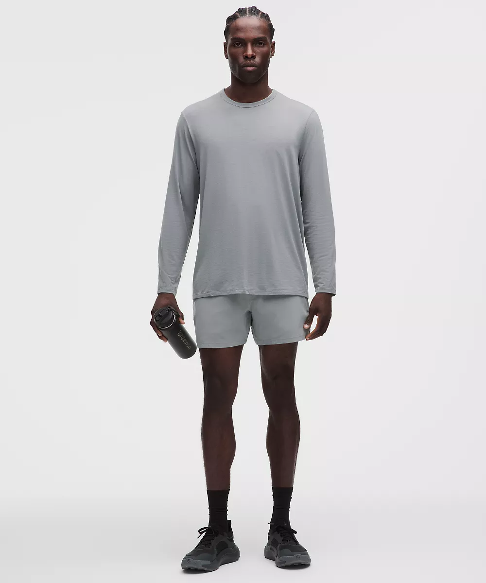 Mile Maker chemise en mélange de laine mérinos manches longues — Feather Grey, view 2