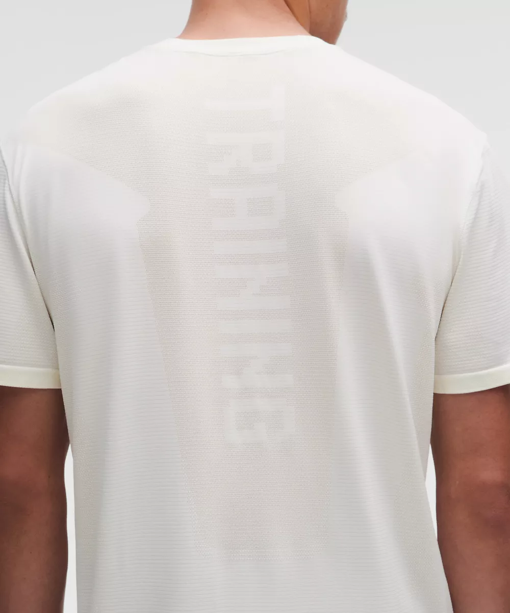 Metal Vent Tech chemise coupe décontractée manches courtes *Training — Coconut Ivory/White, view 5