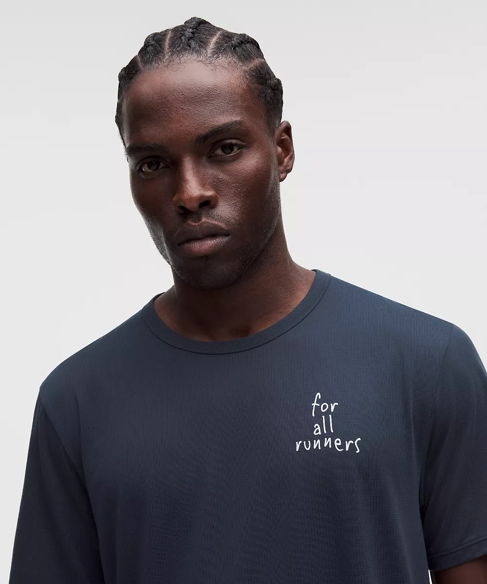 Mile Maker chemise en mesh manches courtes *For All Runners — True Navy, view 4