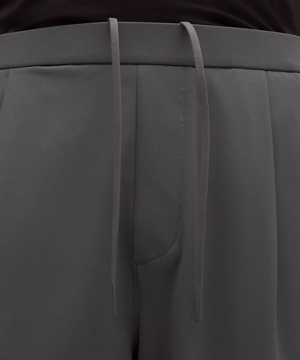 Pantalon Daydrift coupe décontractée plissé homme Regular *No Belt Loops — Graphite Grey, view 4