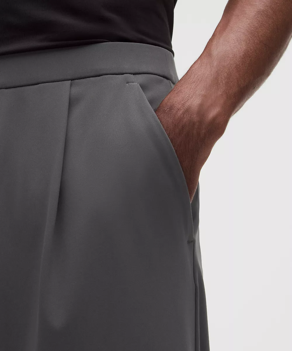 Pantalon Daydrift coupe décontractée plissé homme Regular *No Belt Loops — Graphite Grey, view 5