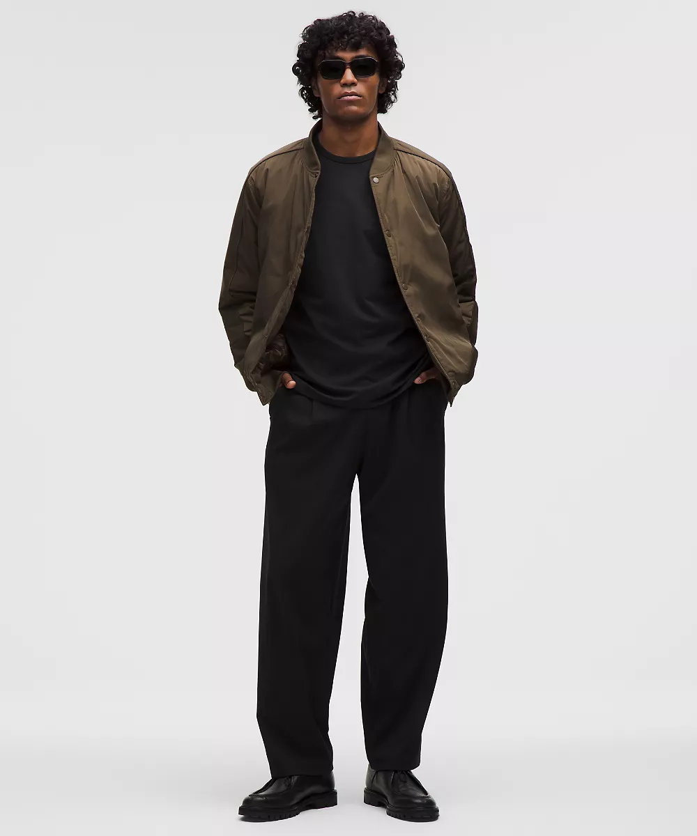 Pantalon Daydrift coupe décontractée plissé homme Shorter *No Belt Loops — Black, view 1