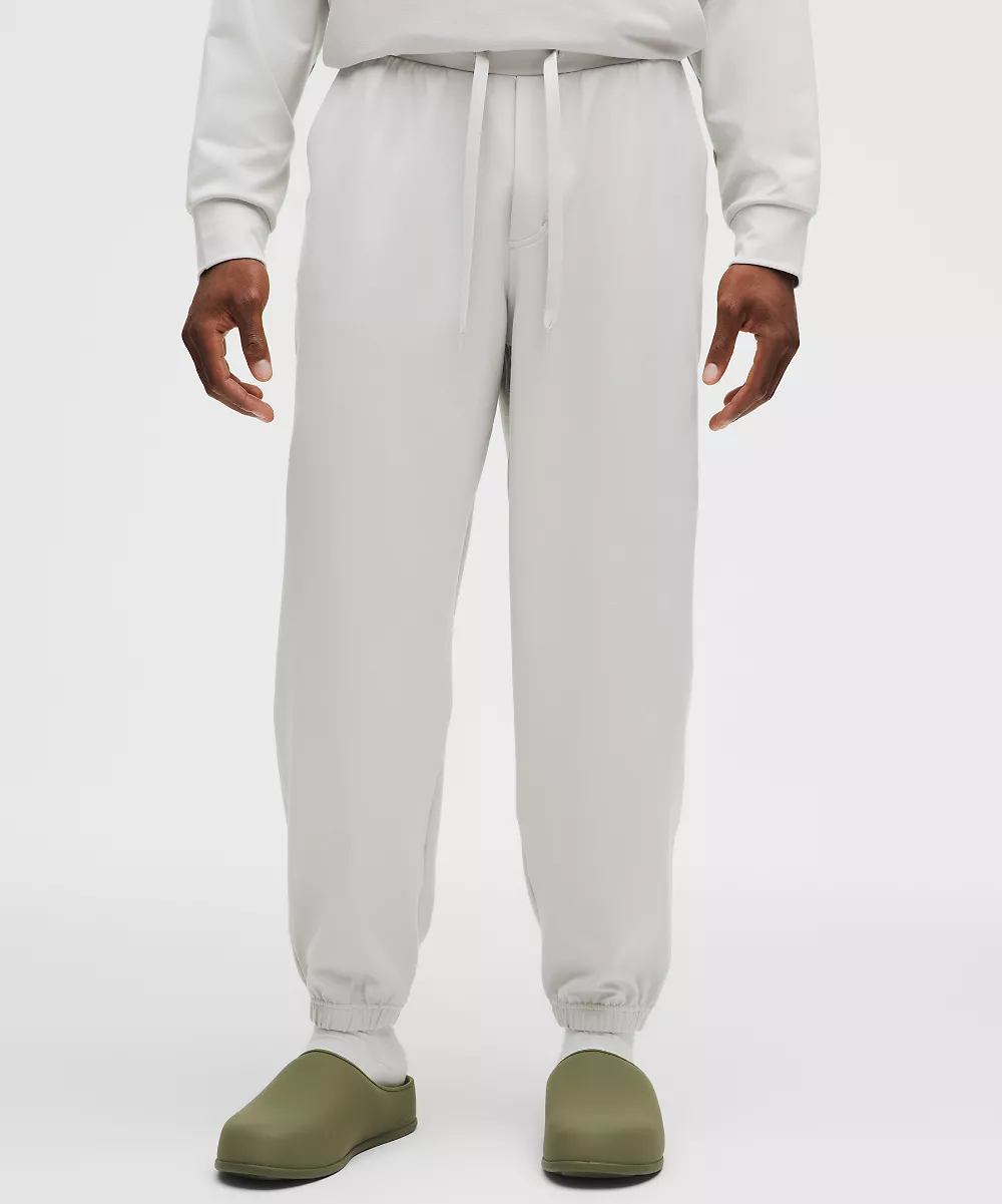 Jogging en jersey doux épais coupe décontractée *Regular — Dove Grey, view 2