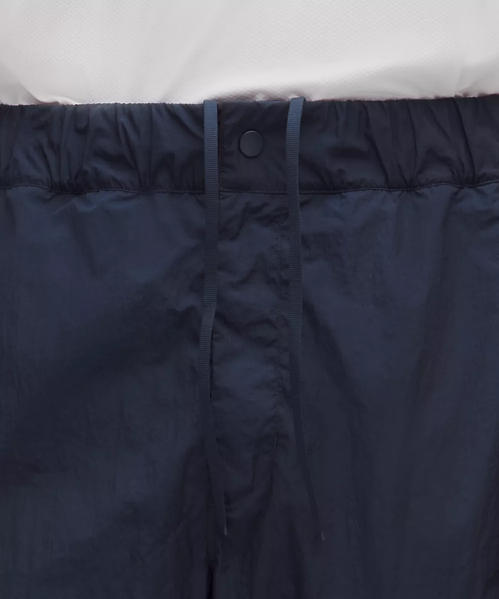 Pantalon de survêtement en nylon coupe décontractée *Regular — Club Blue/White, view 4