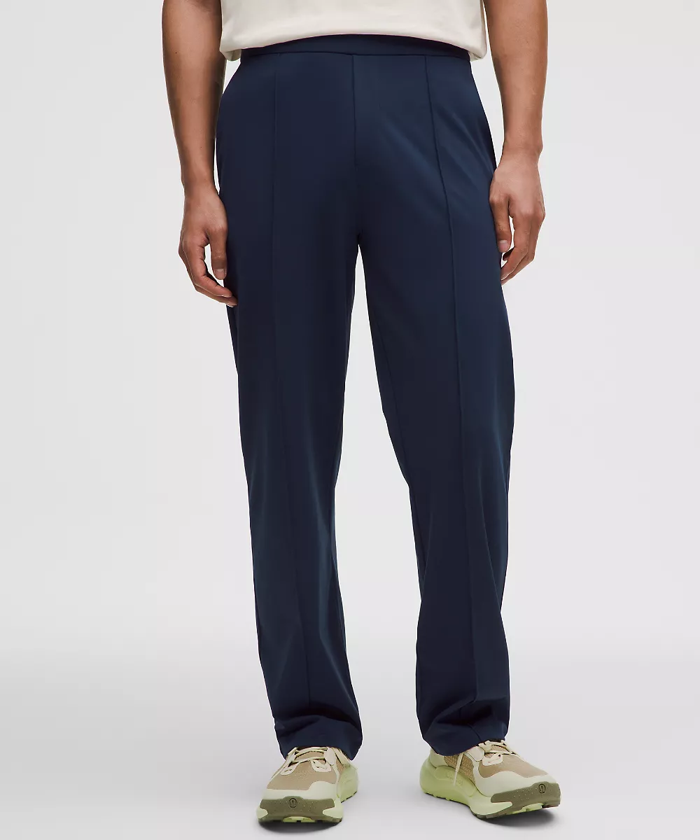 Pantalon Daydrift coupe classique à plis pinces homme *Regular — True Navy, view 1