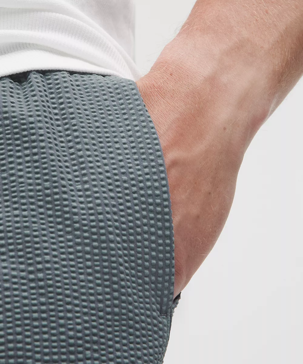 Short de bain texturé 7" *Sans doublure — Simple Stripe Crater Blue Grey Oasis, view 5