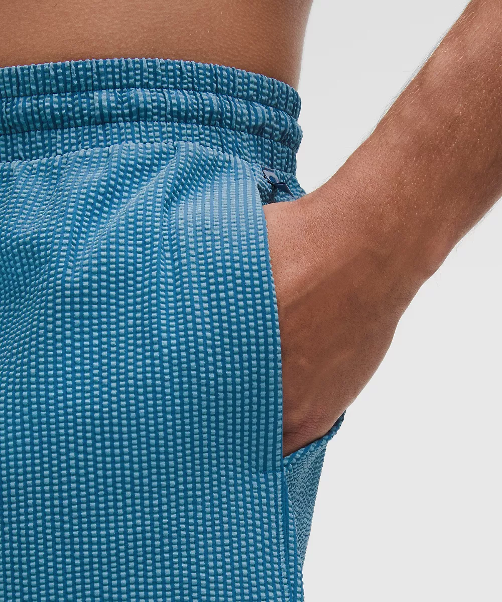 Short de bain texturé 5" *Sans doublure — Simple Stripe Washed Blue Chalk Blue, view 5