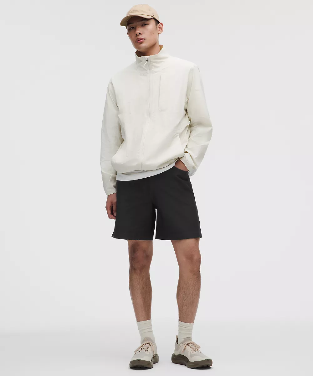 Short EasyFive coupe décontractée 7" — Black, view 1