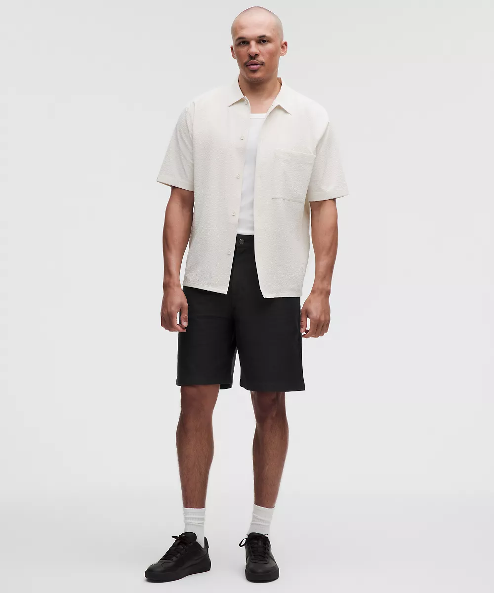Short EasyFive coupe décontractée 9" — Black, view 1