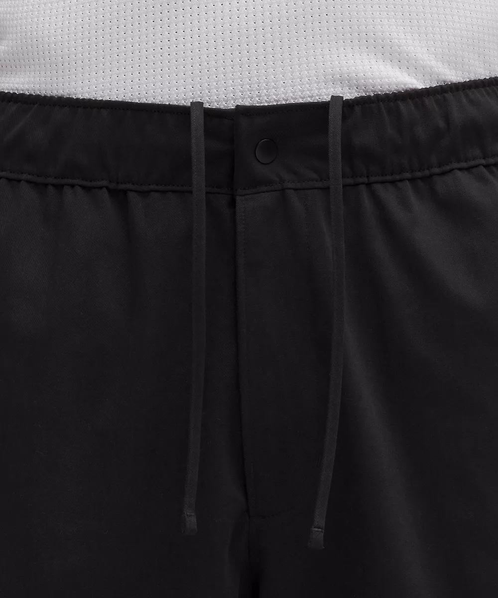 Short Unshaken décontracté à enfiler 9" — Black, view 2