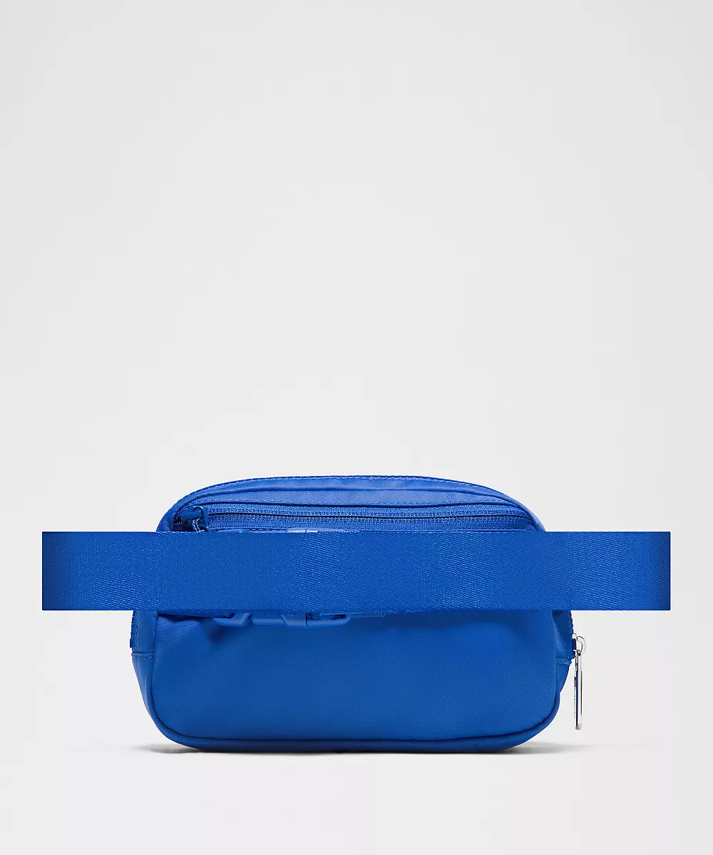 Sac banane Everywhere 1L — Beach Ball Blue/Silver, view 3