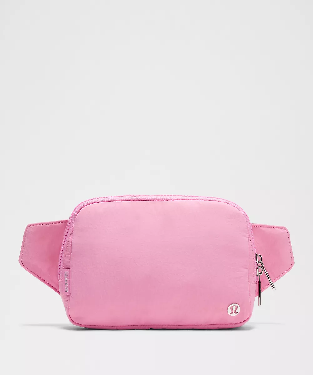Sac banane Everywhere Large à longue bandoulière 2L — Sweet Sorbet/Silver, view 1