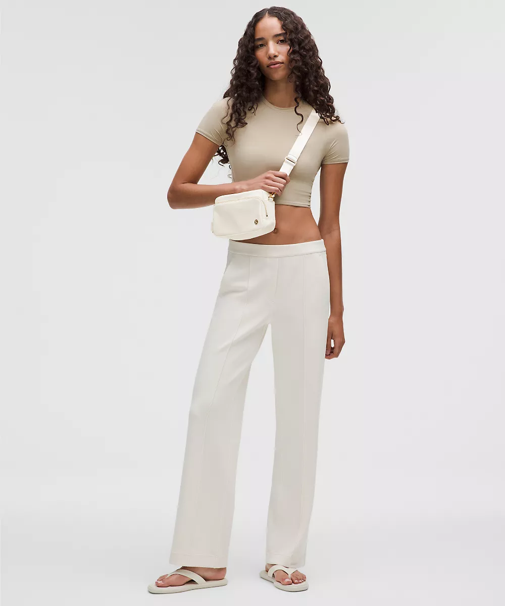 Sac bandoulière Everywhere 2L *Ferrures métalliques — Light Ivory/Gold, view 2