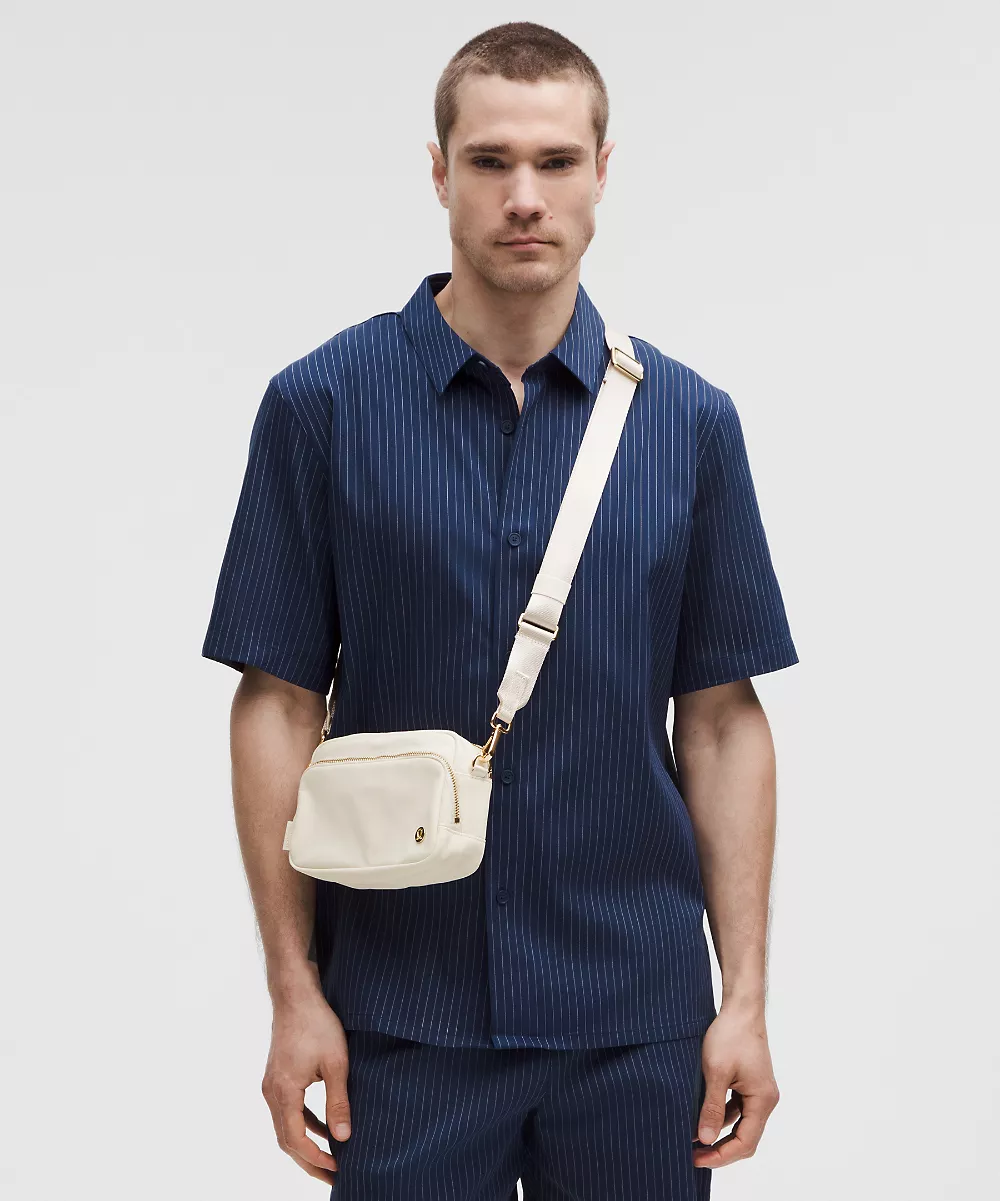 Sac bandoulière Everywhere 2L *Ferrures métalliques — Light Ivory/Gold, view 5