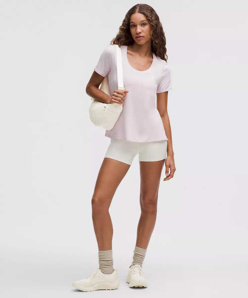 Sac banane souple Slouchy 6L — Light Ivory/Gold, view 2
