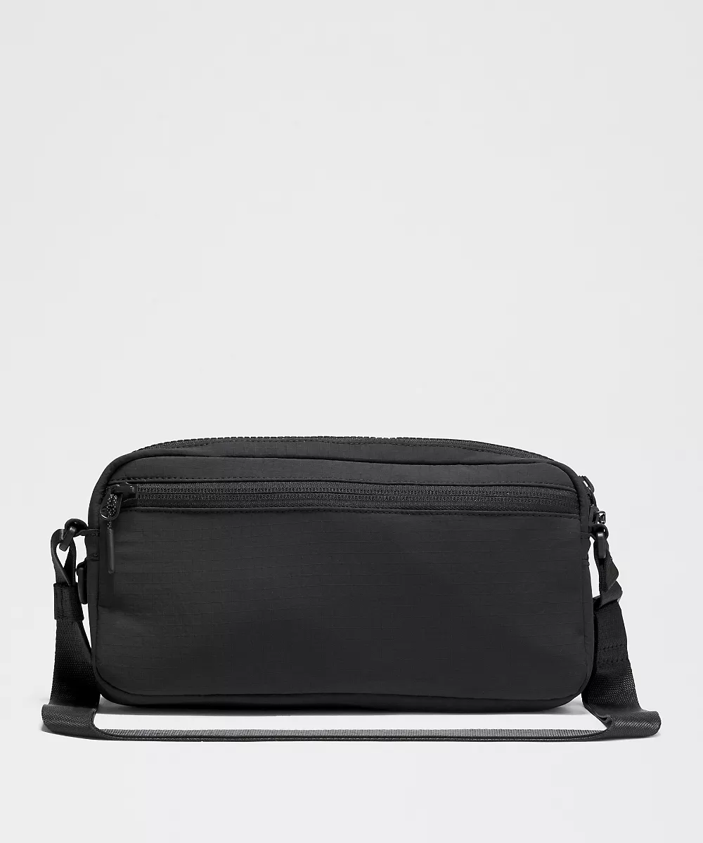 Sac bandoulière multi-poches 2.5L — Black, view 3