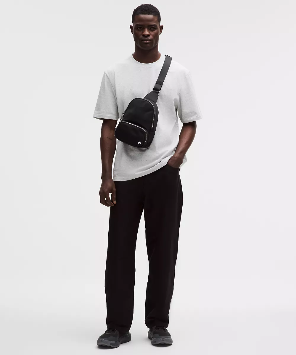 Sac à bandoulière Everywhere 4,2L — Black/Silver, view 2