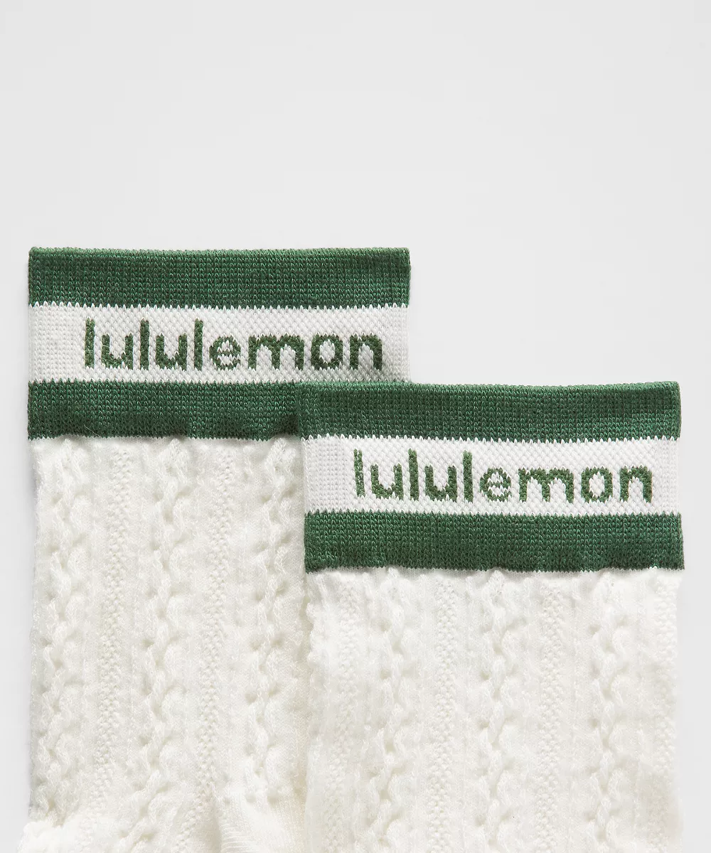 Chaussettes mi-mollet en maille torsadée unisexe — Coconut Ivory/Ivy Grove, view 2