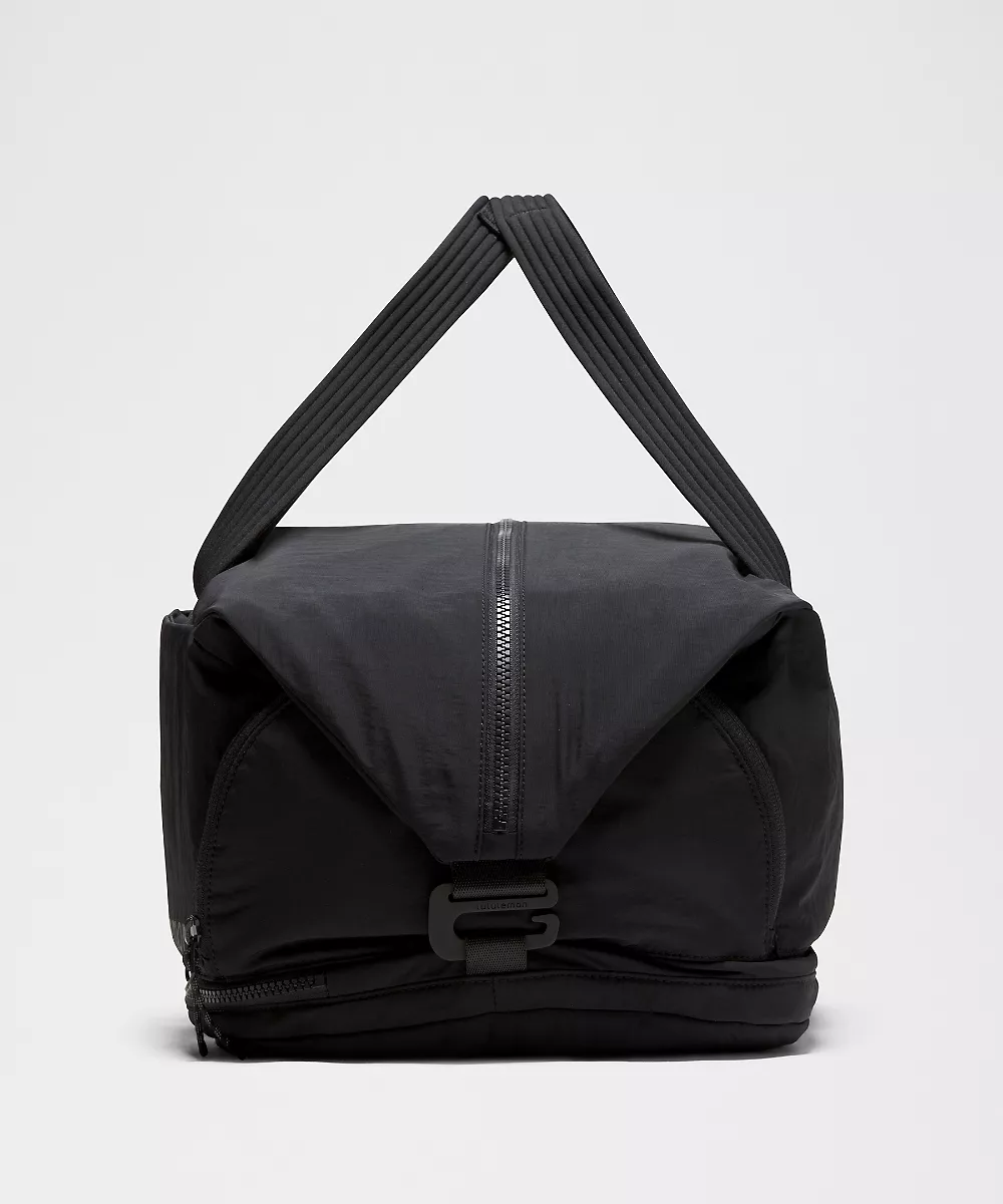 Sac de sport 3-en-1 30L — Black/Onyx Grey/Graphite Grey, view 4