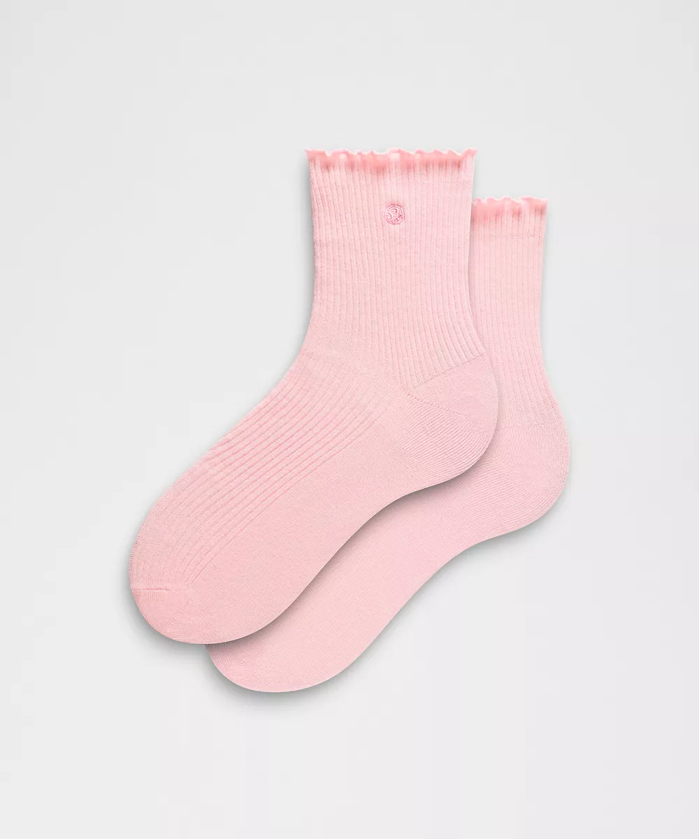 Chaussettes mi-mollet à bord ondulé unisexe — Pink Pearl, view 1