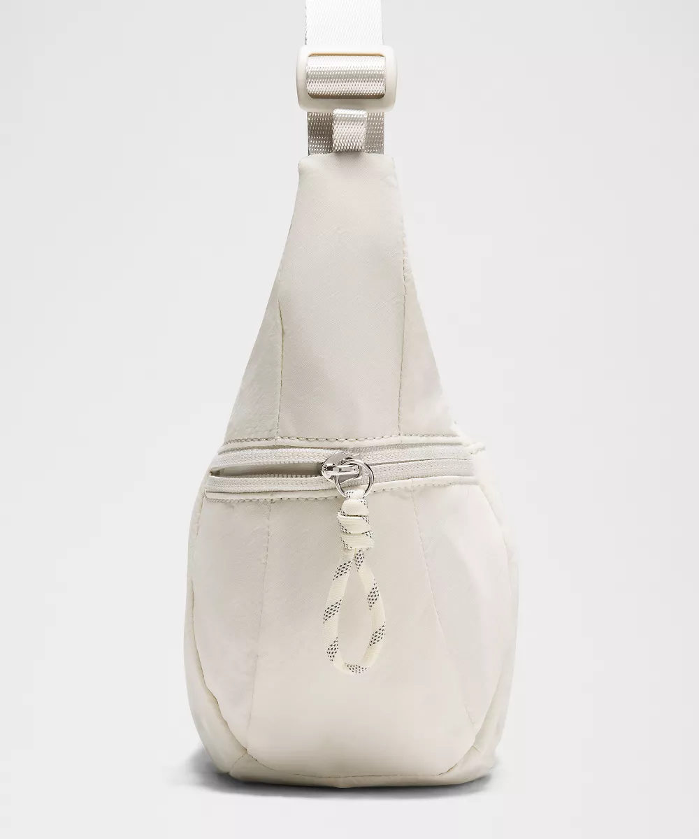 Petit sac banane souple Slouchy 3L — Light Ivory, view 4