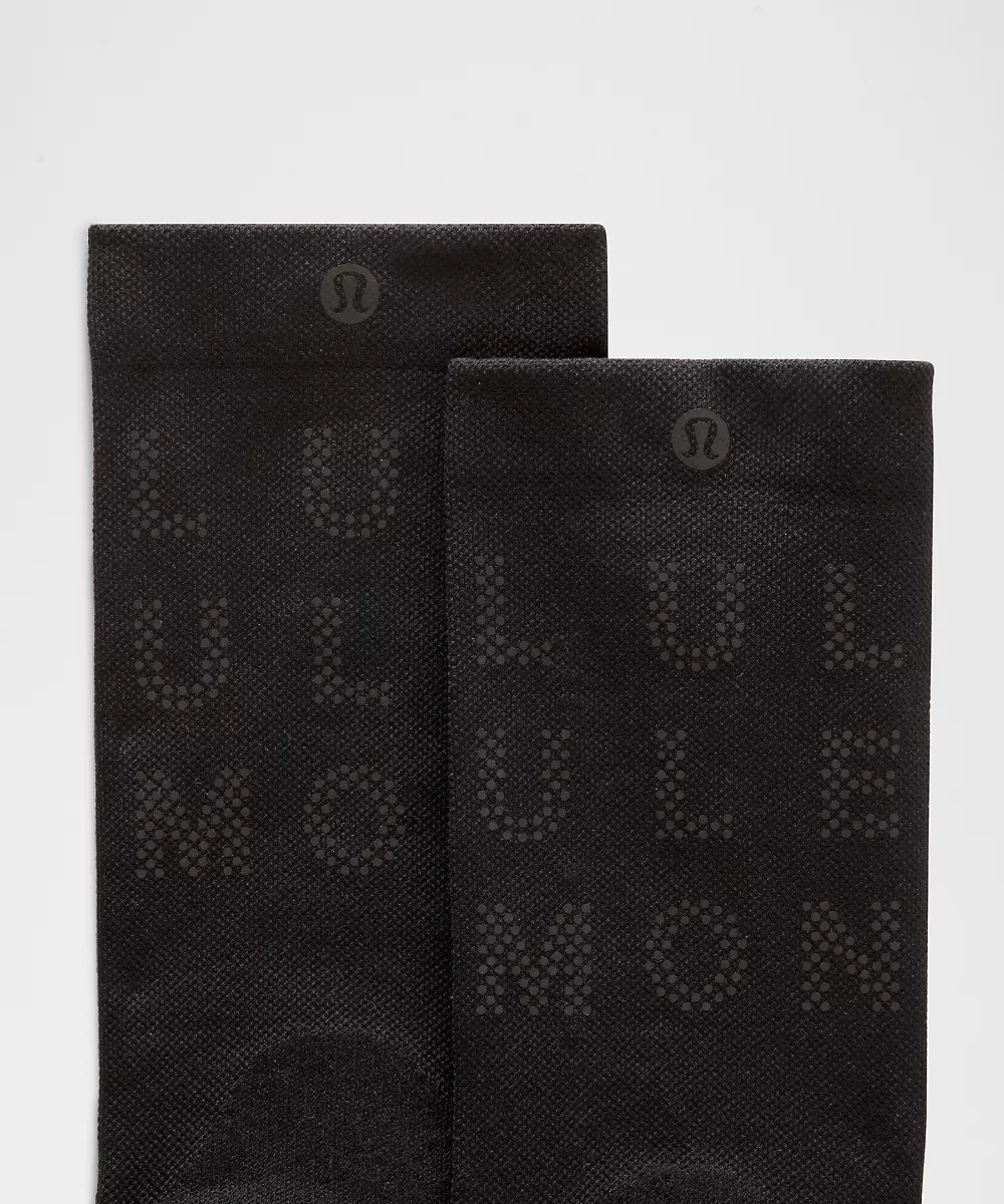 Chaussettes mi-hautes Power Stride unisexe *Réfléchissant — Black, view 2