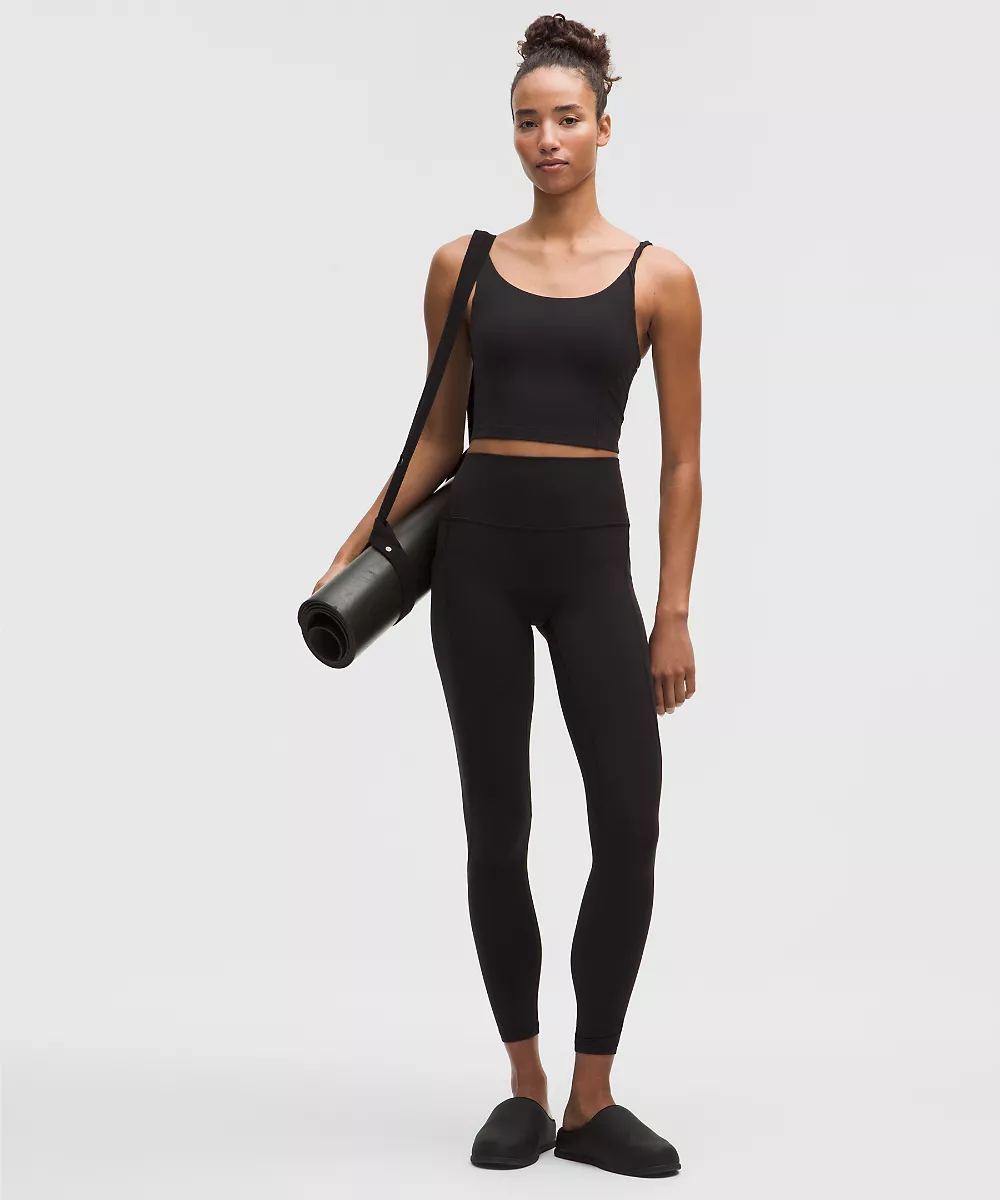 lululemon Align™ débardeur court à bretelles torsadées *Maintien léger, bonnet B/C — Black, view 3