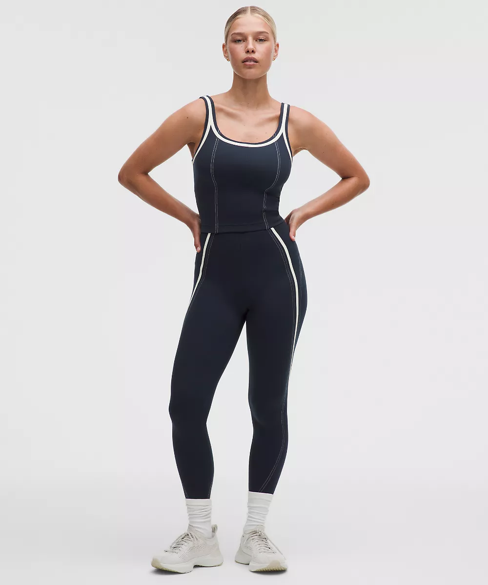 Débardeur Glow Up Maintien moyen, Bonnet C/D *Détail passepoil — True Navy/Light Ivory, view 3