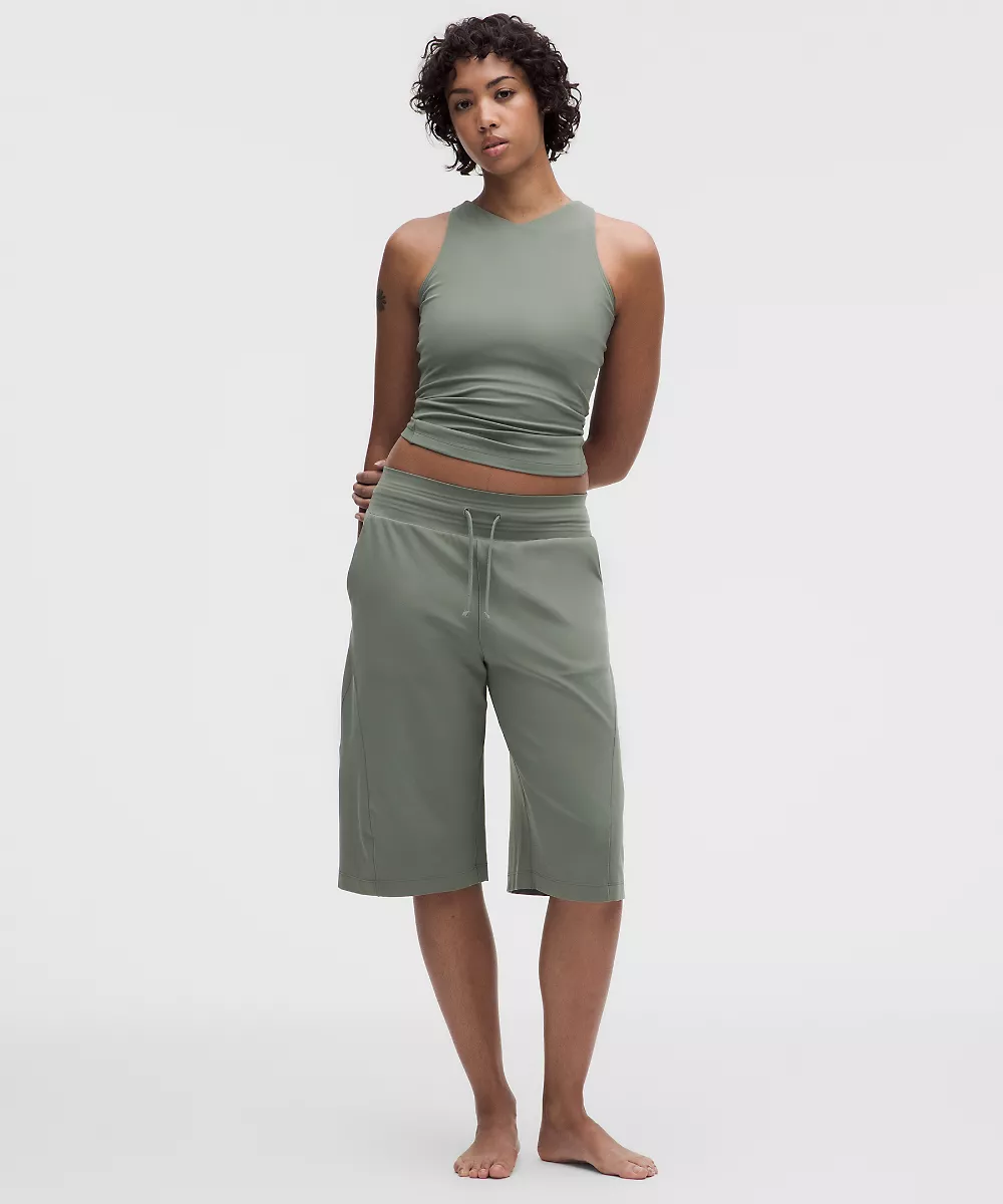 lululemon Align™ débardeur mini col V — Willow Leaf, view 3