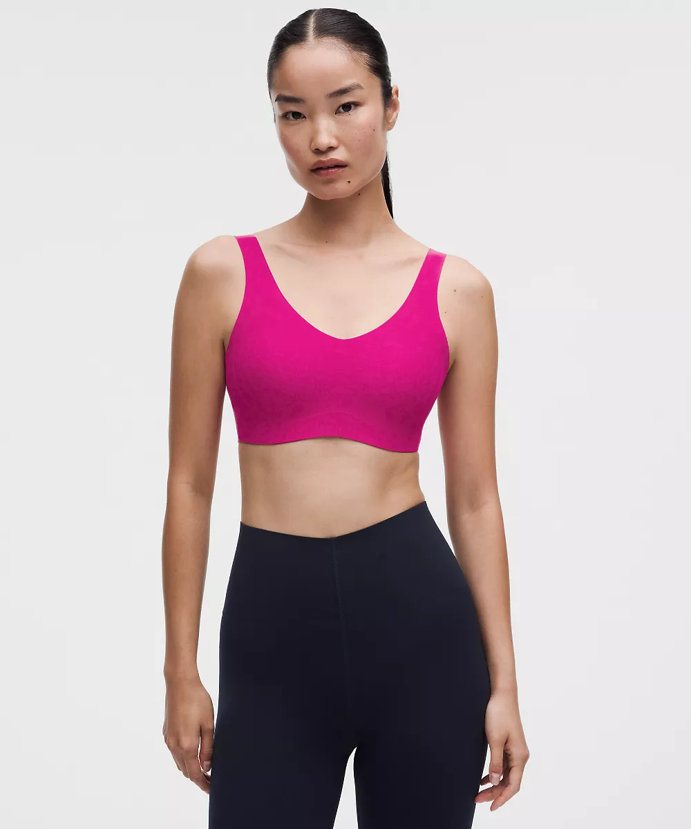 lululemon Glow Up™ brassière *Maintien moyen, bonnet B/C — Pink Flare, view 1