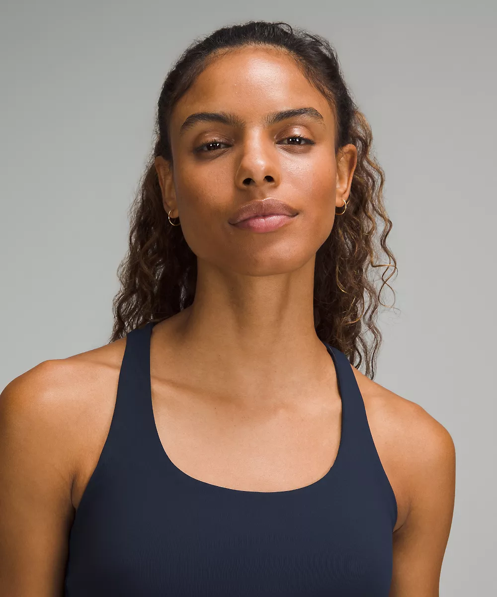 lululemon Energy brassière *Maintien moyen, bonnets B–D — True Navy, view 4