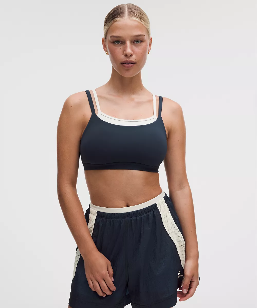 Brassière superposée à bretelles caraco *Maintien léger, bonnet C/D — True Navy/Light Ivory, view 1