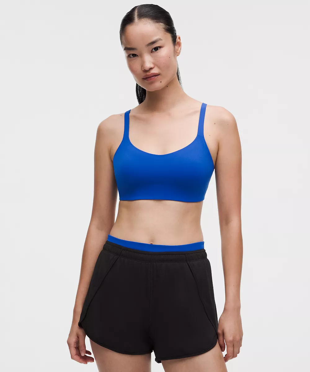 lululemon LightLift brassière dos ouvert *Maintien léger, bonnet B/C — Beach Ball Blue, view 2