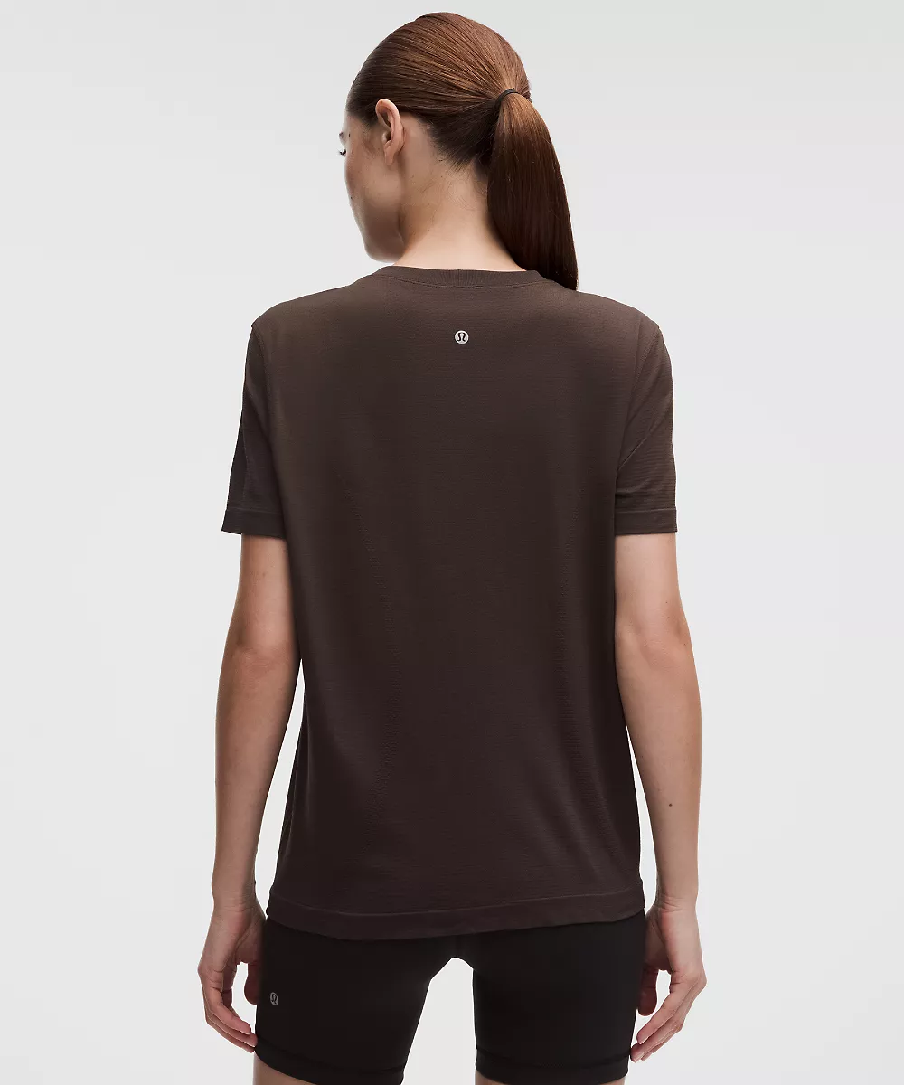 Chemise Swiftly décontractée manches courtes longueur hanches *Coupe revisitée — Mahogany Muse/Mahogany Muse, view 3