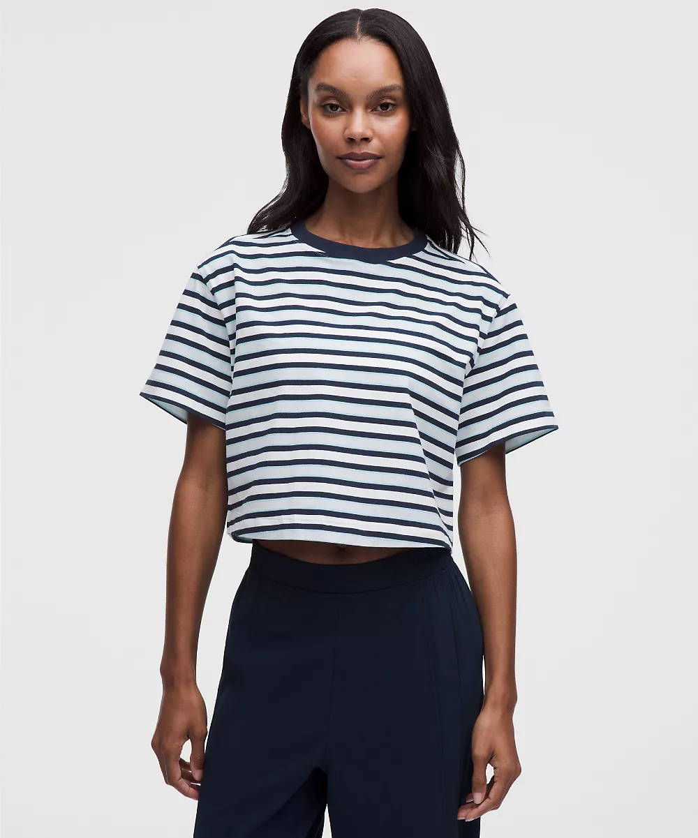 T-shirt court en coton bio All Yours — Reverse Stripe Starch Blue True Navy, view 1