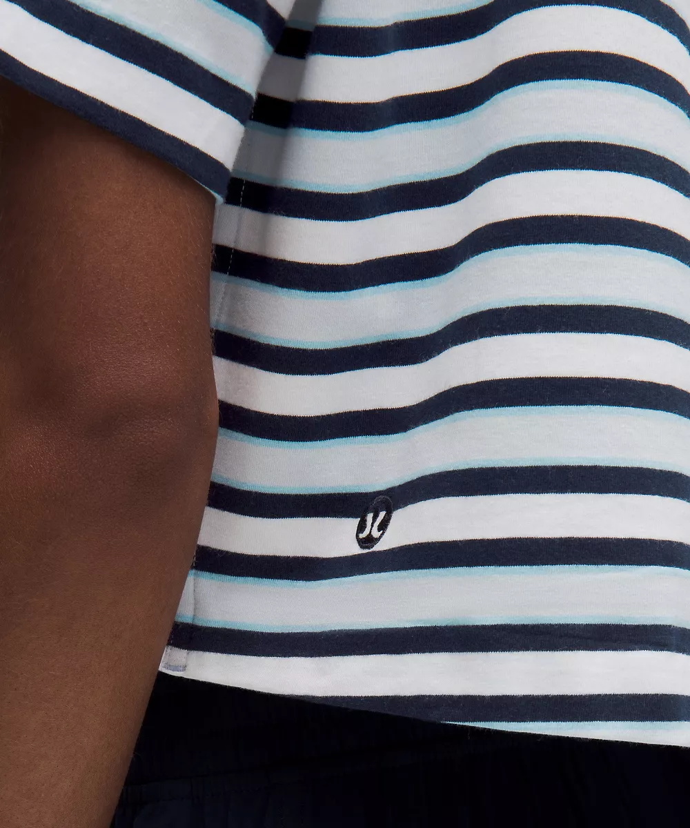 T-shirt court en coton bio All Yours — Reverse Stripe Starch Blue True Navy, view 5