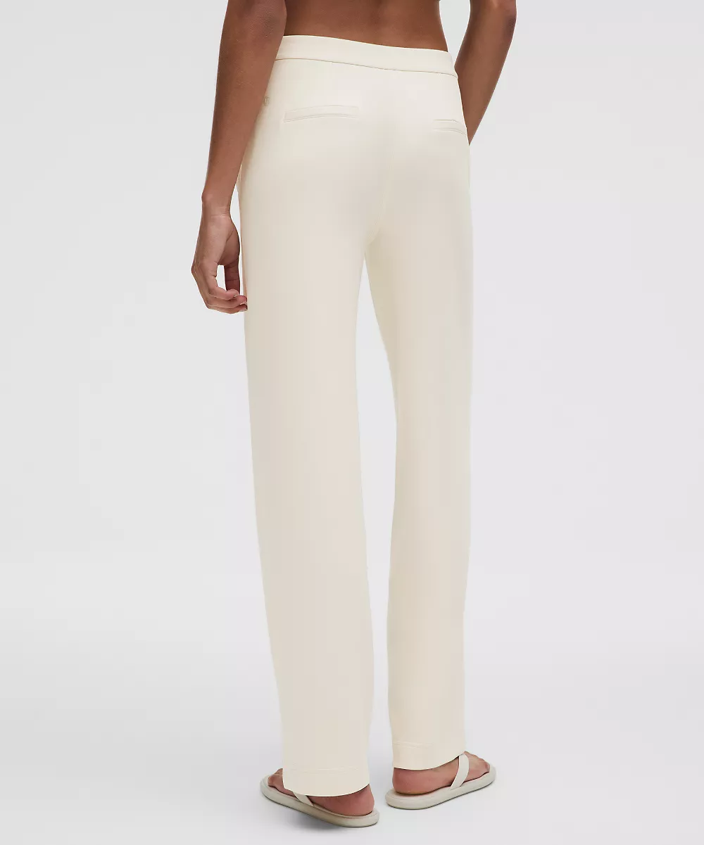 Pantalon Softstreme à plis taille mi-haute *Regular — Light Ivory, view 3