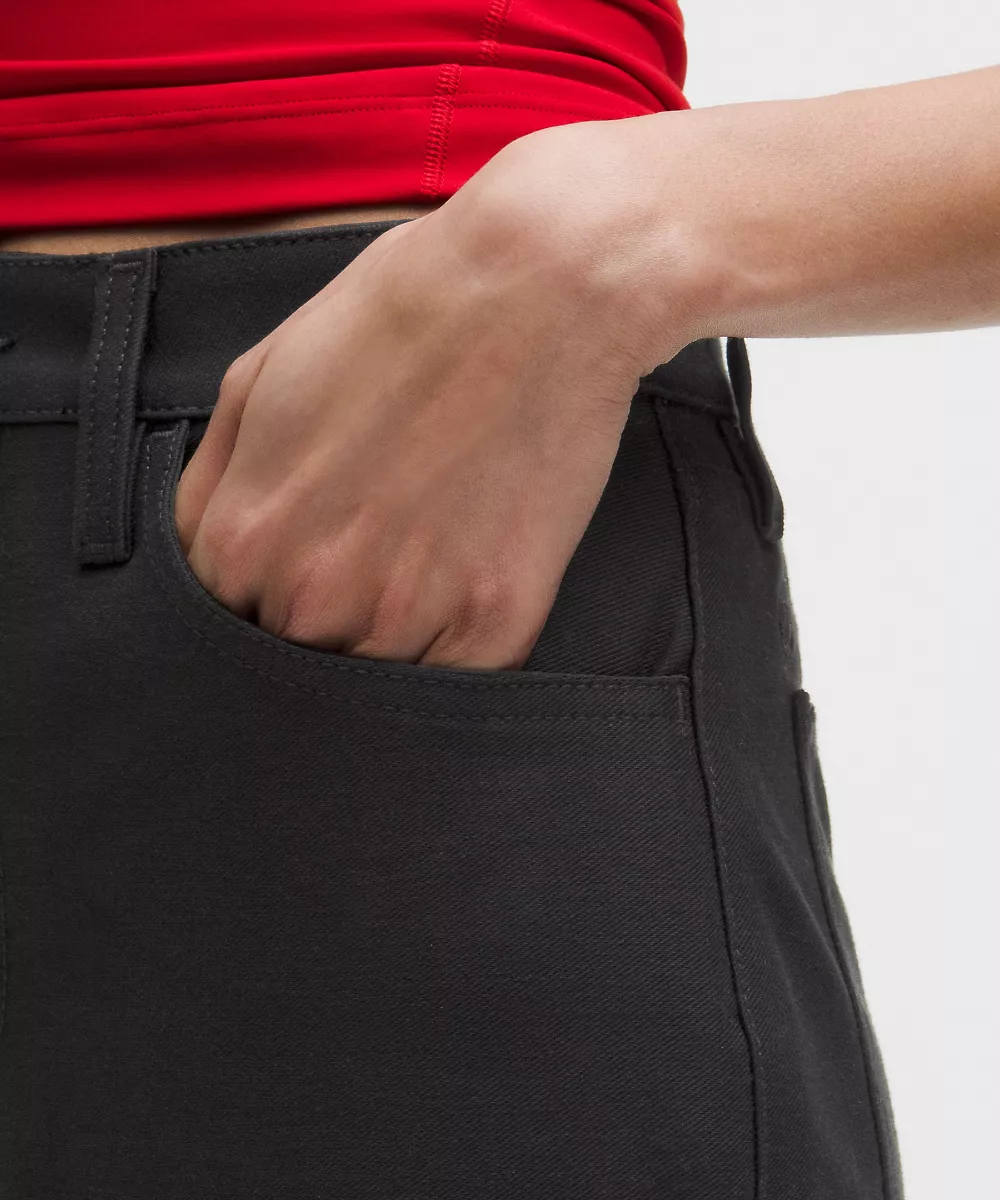 Pantalon EasyFive taille haute légèrement évasé *Regular — Black, view 5