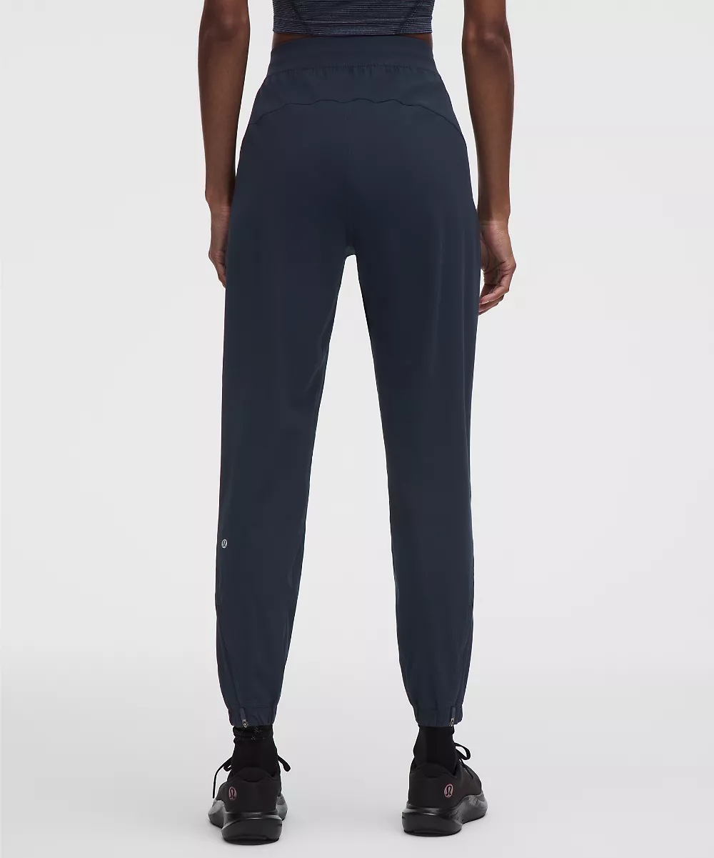 Jogging taille haute Adapted State *Short — True Navy, view 3