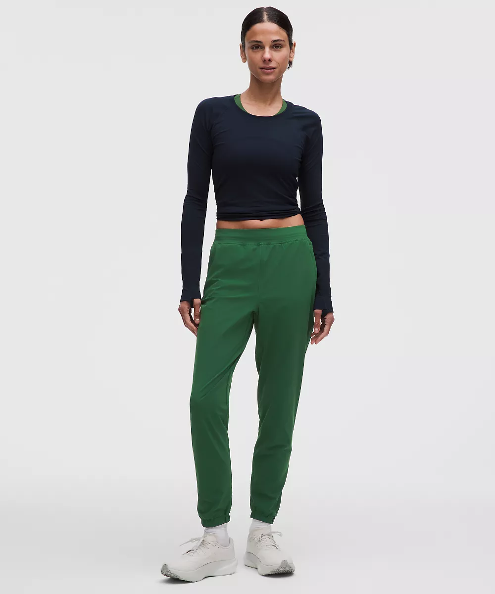 Jogging taille haute Adapted State *Short — Ivy Grove, view 1