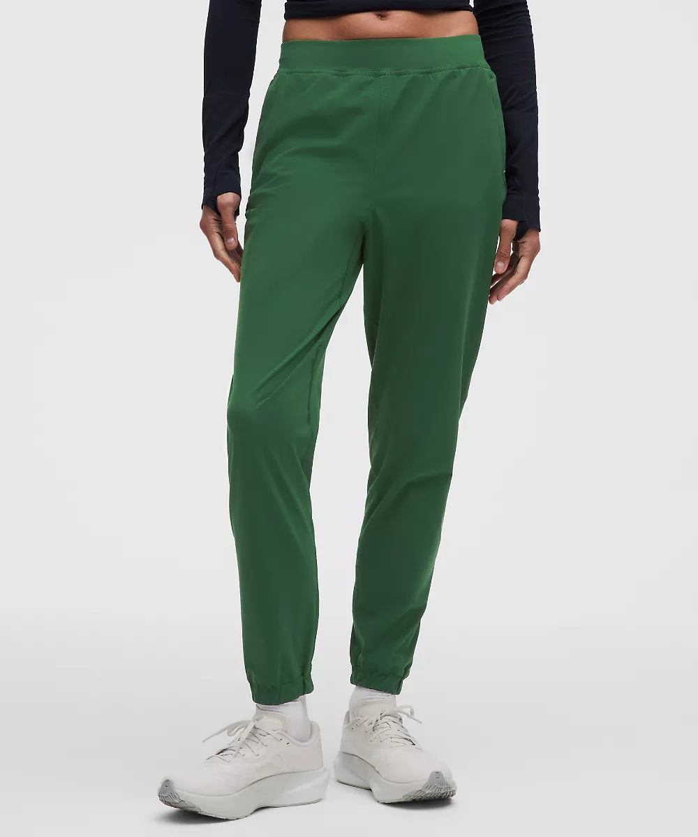 Jogging taille haute Adapted State *Short — Ivy Grove, view 2