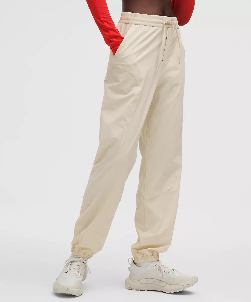 Jogging tissé léger femme *SLNSH Collection — Natural Ivory, view 1