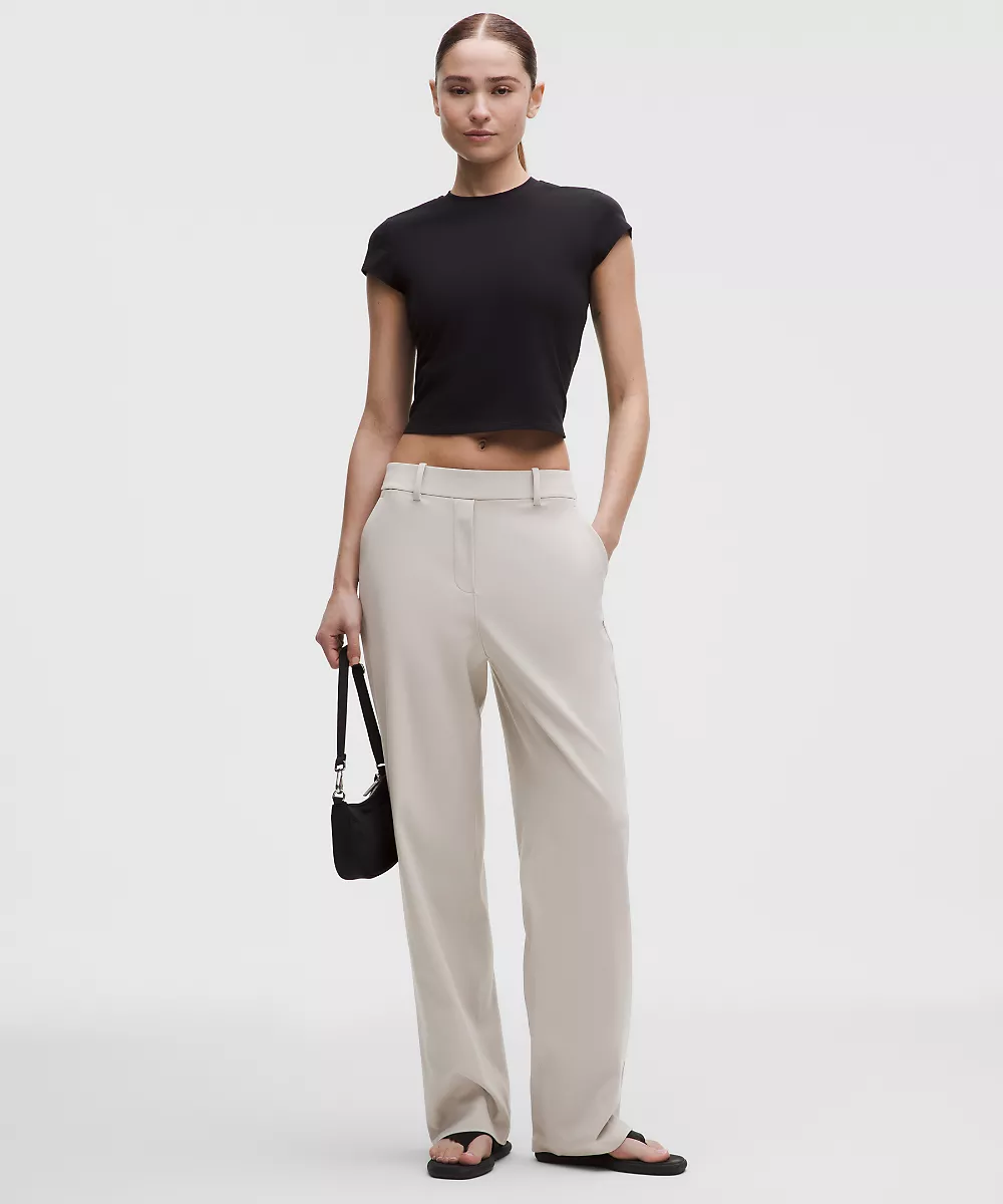 Pantalon Daydrift taille haute jambe droite *Court — Downtown Tan, view 1