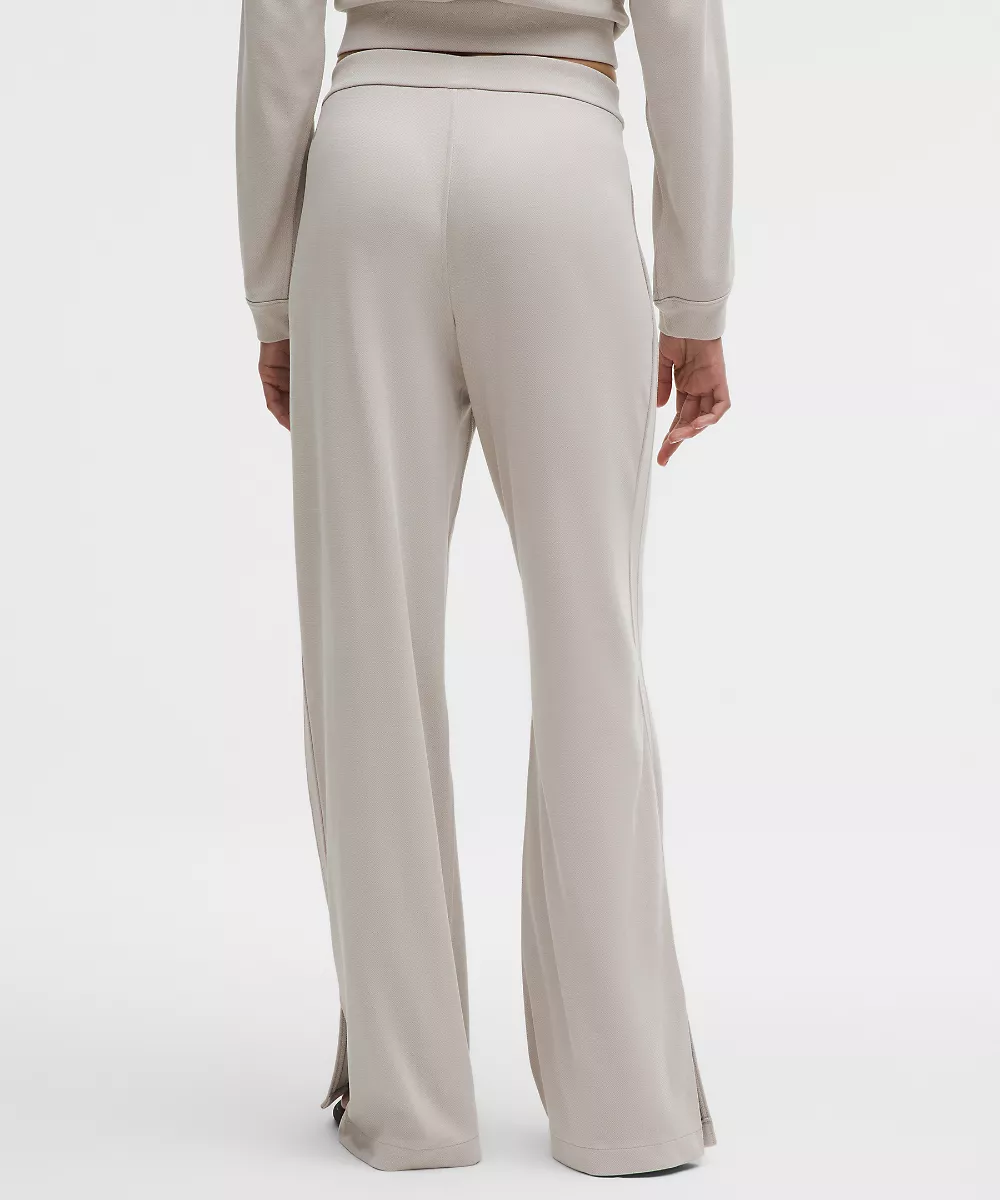 Pantalon Softstreme taille haute jambe large piqué *Regular — Downtown Tan, view 3