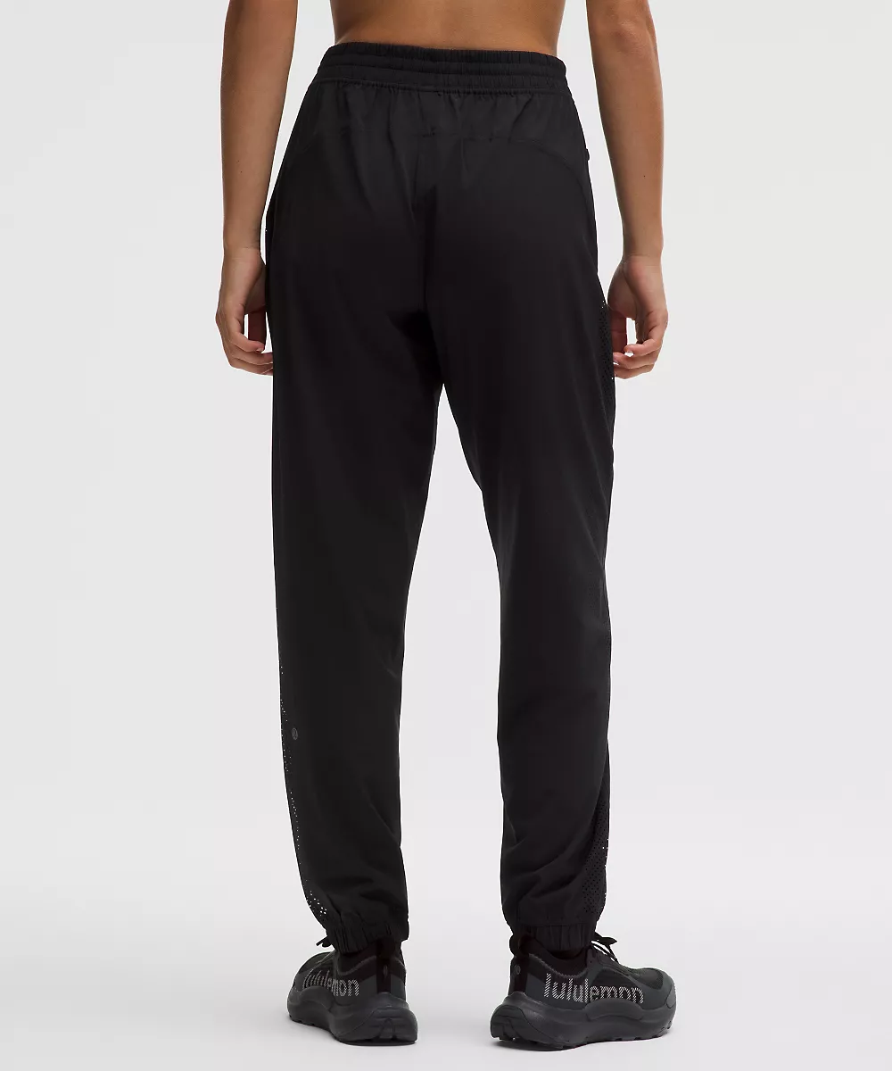 Jogging taille mi-haute Adapted State *Perforated Stripe — Black, view 3