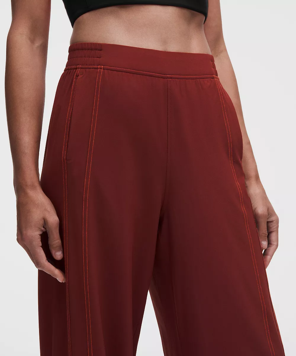 Jogging Define High-Rise Swift *Regular — Cranberry Charm/Cherry Ember, view 4