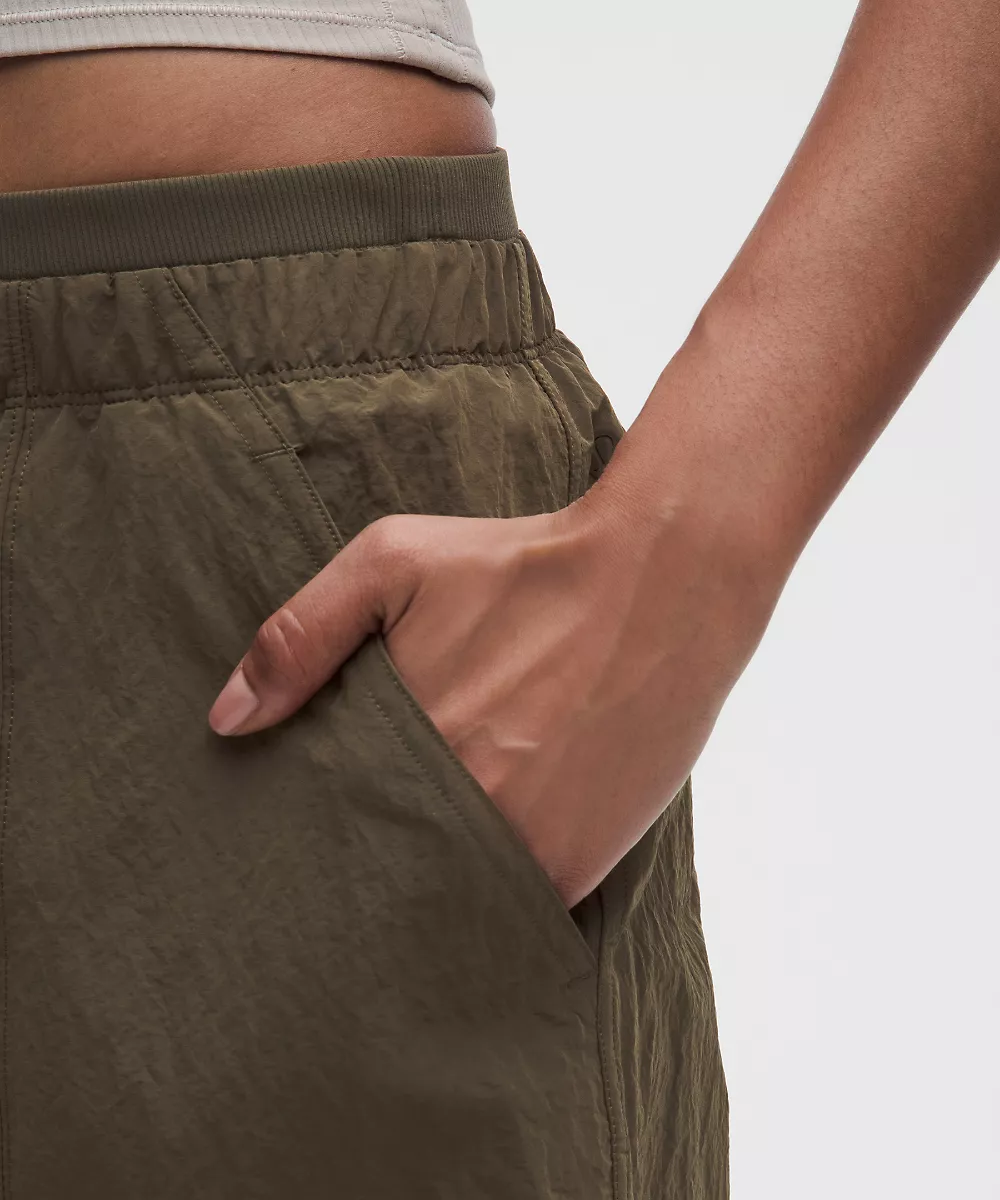 Pantalon en nylon froissé taille mi-haute jambe fuselée — Olive Brown, view 4