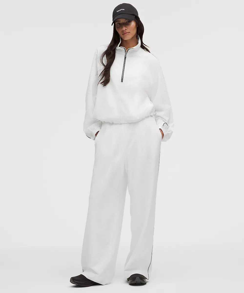 Pantalon plissé taille haute WovenAir en seersucker *Regular — White/White, view 1
