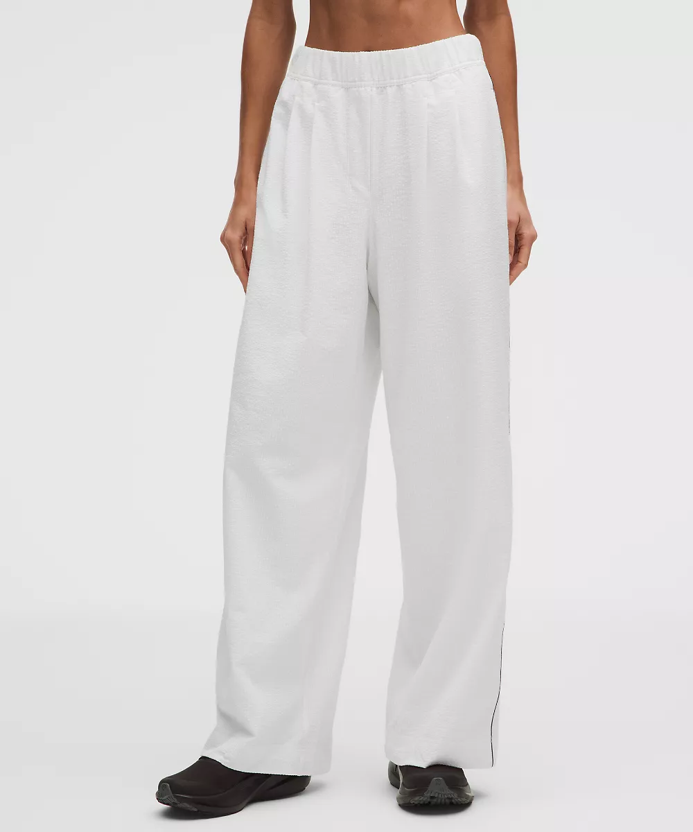Pantalon plissé taille haute WovenAir en seersucker *Regular — White/White, view 2